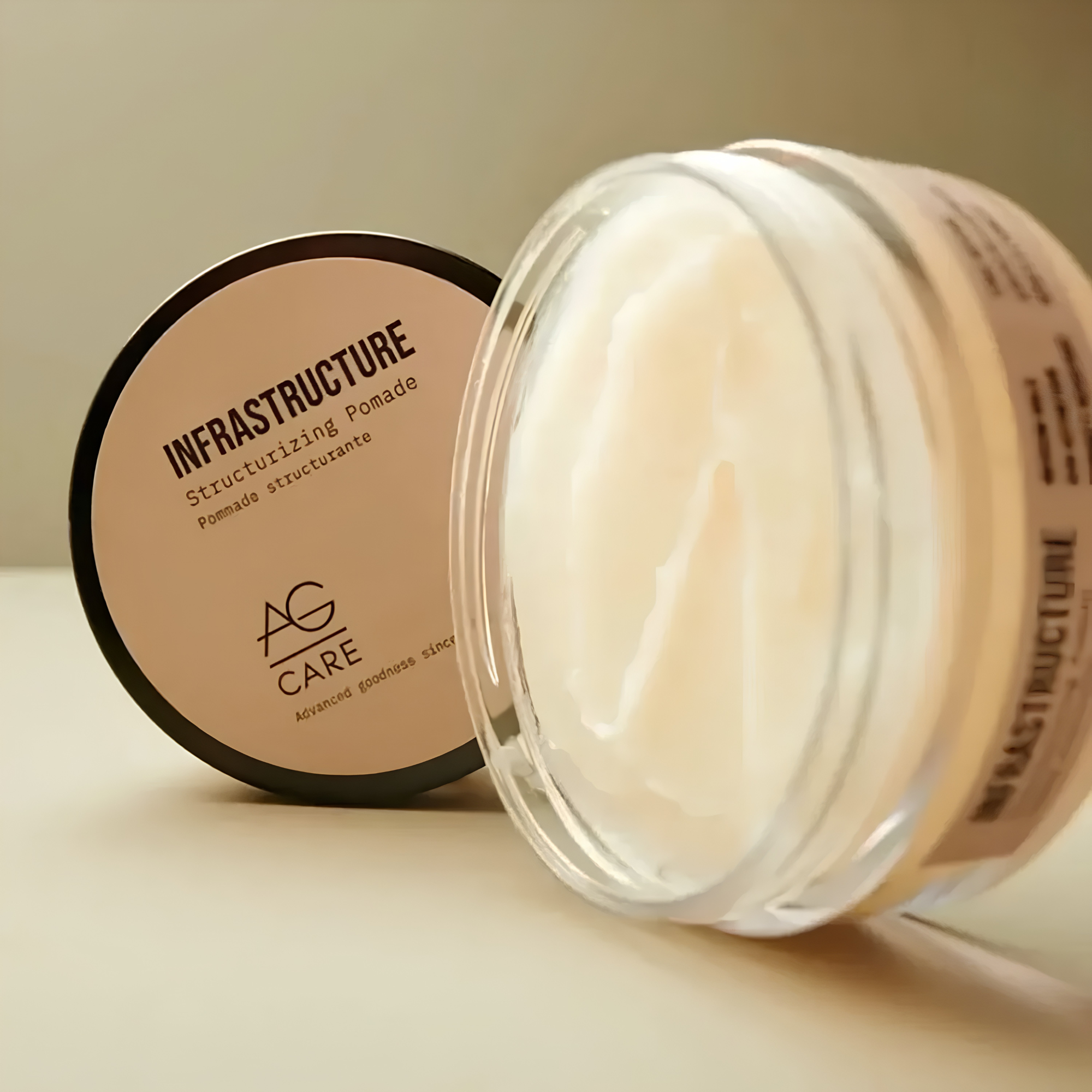 INFRASTRUCTURE - STRUCTURING POMADE