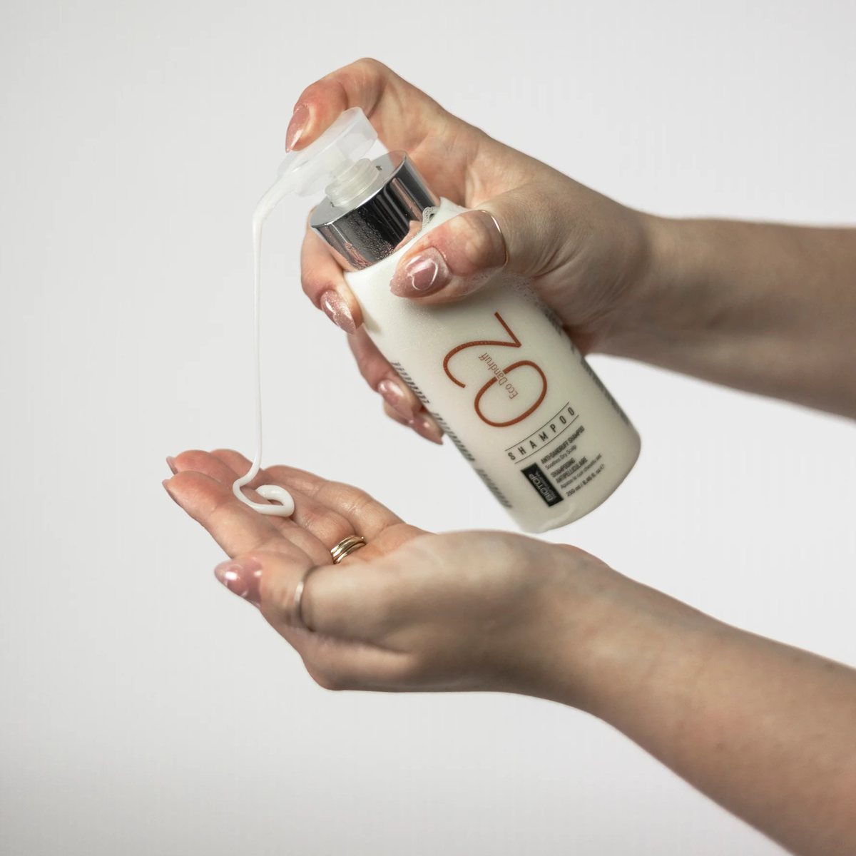 02 ECO DANDRUFF - SHAMPOOING