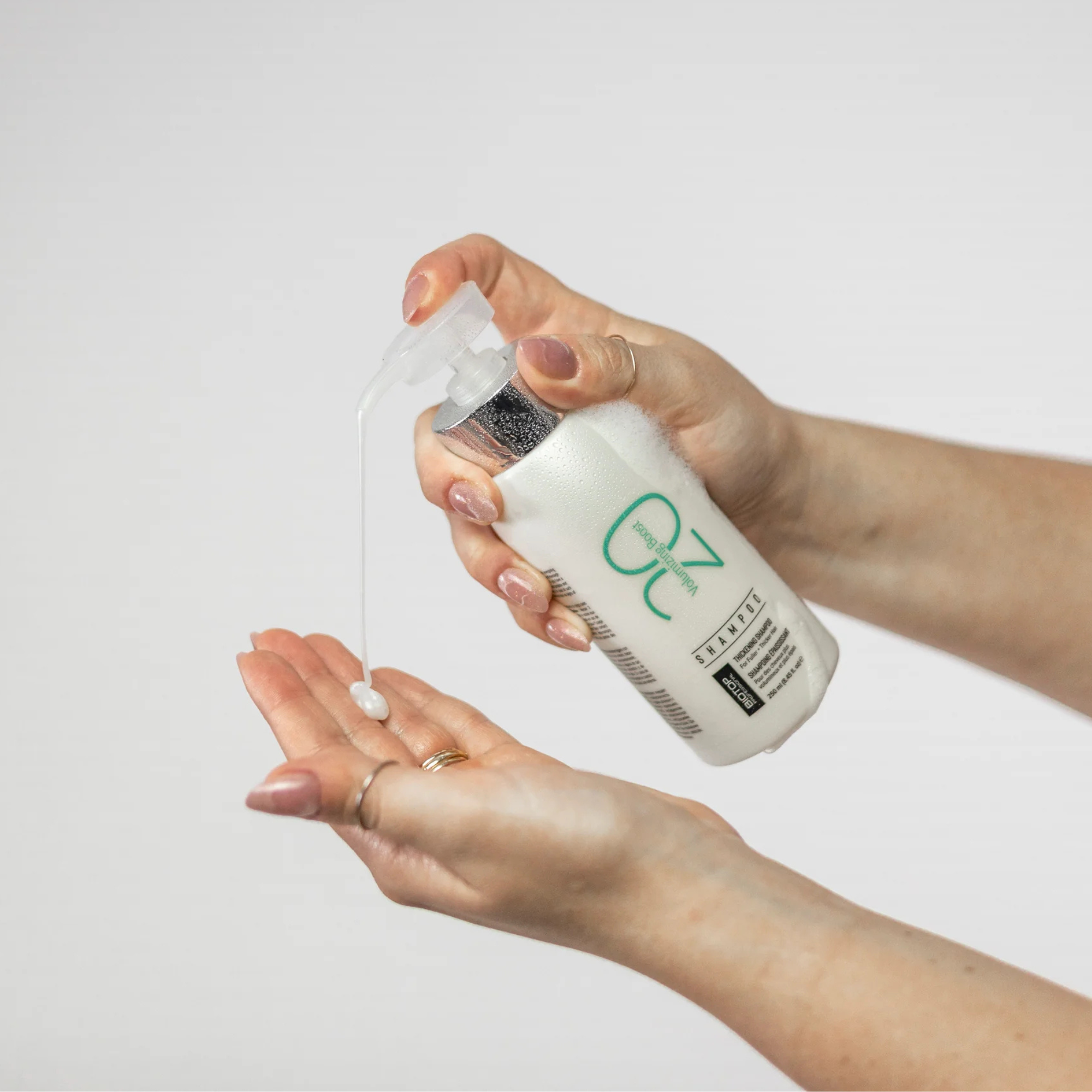 20 VOLUMIZING - SHAMPOOING BOOST