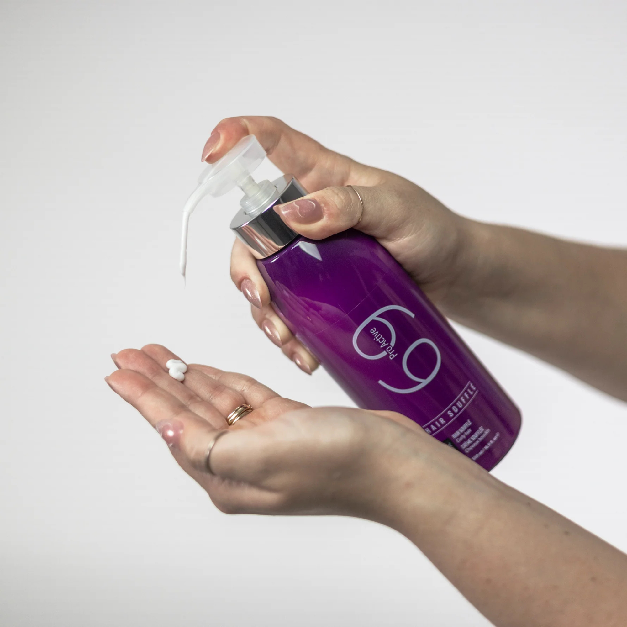 69 PRO ACTIVE - CRÈME SOUFFLÉE BOUCLES