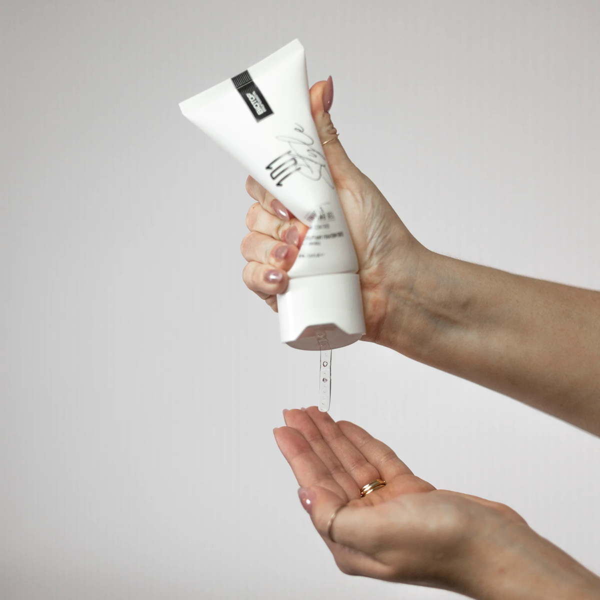 101 - FIRM HOLD SCULPTING GEL