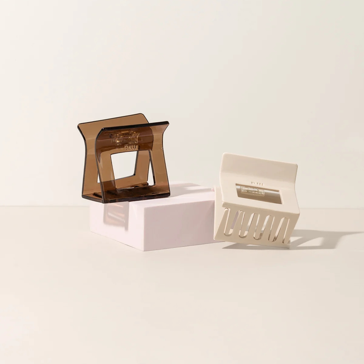 PINCE CAPSULE - BEIGE - GRANDE