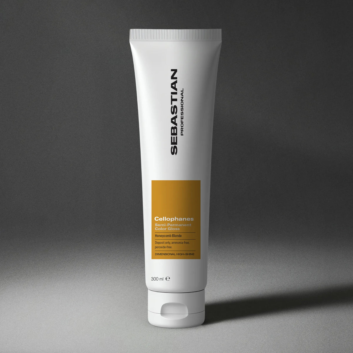 Traitement gloss couleur semi-permanent Sebastian Professional Cellophanes nuance Honeycomb Blonde, sans ammoniaque et sans peroxyde pour une brillance élevée et un renforcement des cheveux 300ml.