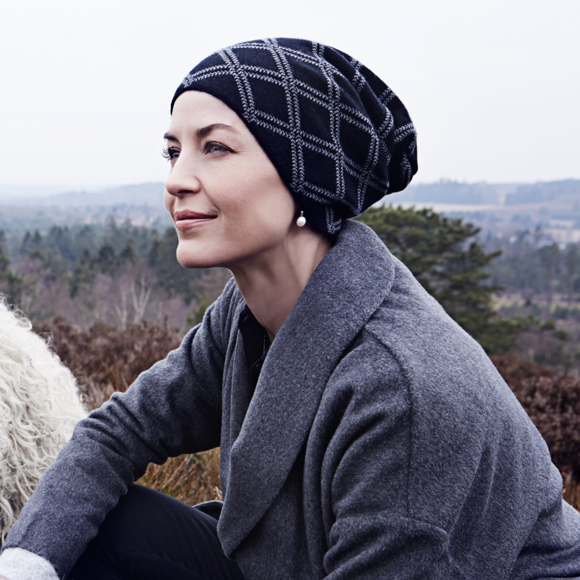 Christine - Willow hat-Bandeaux et foulards||Headbands and head scarves-RENE OF PARIS-Mid grey-Gisèle produits de beauté