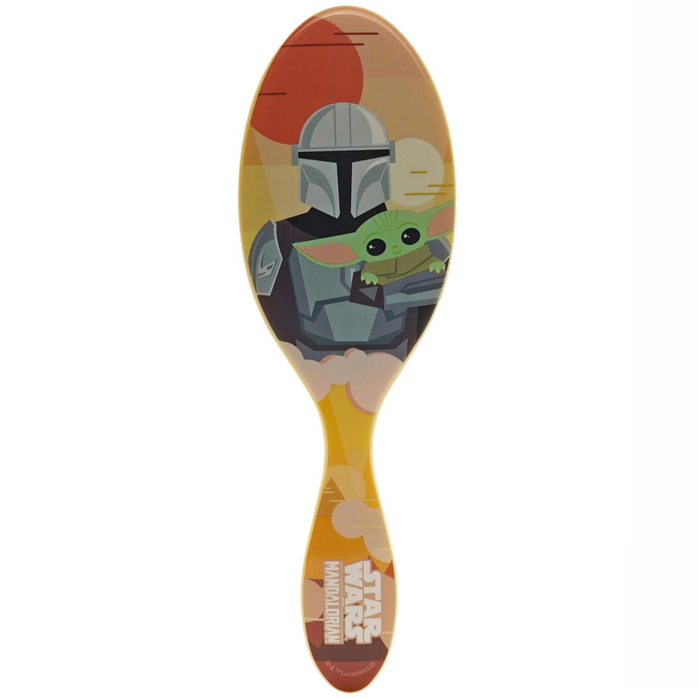 WET BRUSH_Brosse démêloir original - Collection Star Wars_Mando & Grogue-_Gisèle produits de beauté