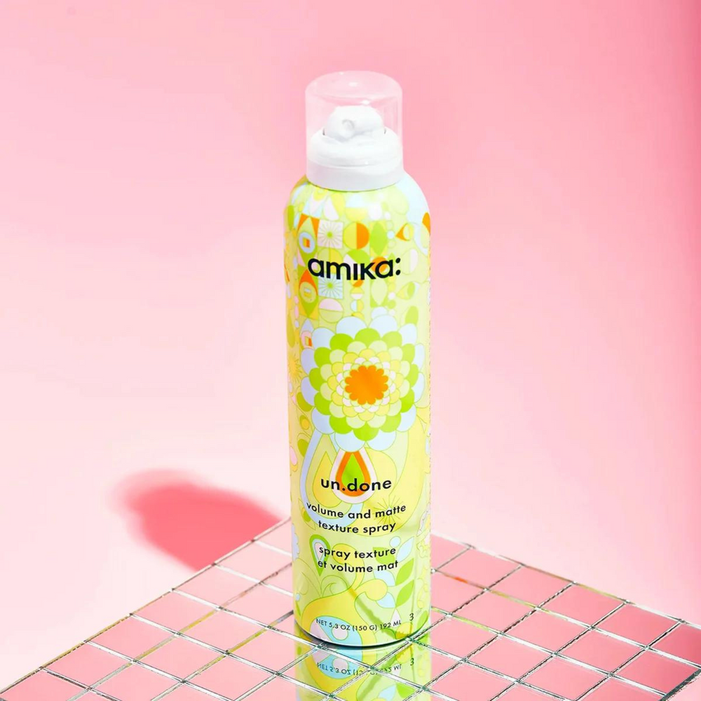 AMIKA_Un.Done - Spray texture et volume mat_-_Gisèle produits de beauté