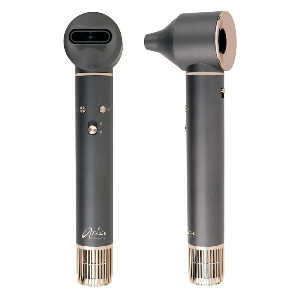 Appareil multicoiffant Aria Airstyler avec ses embouts interchangeables de lissage et de volume, présenté dans un design professionnel et ergonomique.