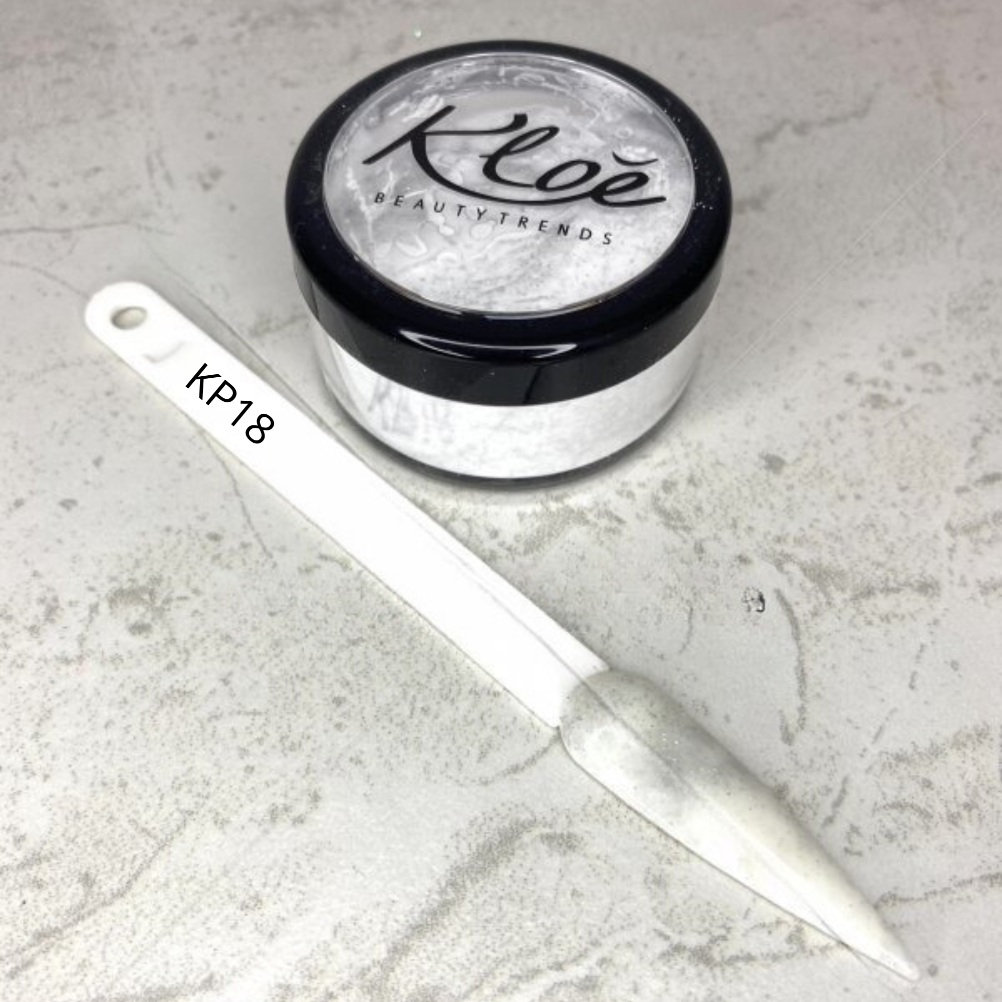 KLOÉ_Poudre Kloé (KP) 1/2 oz._KP18-1/2 oz_Gisèle produits de beauté